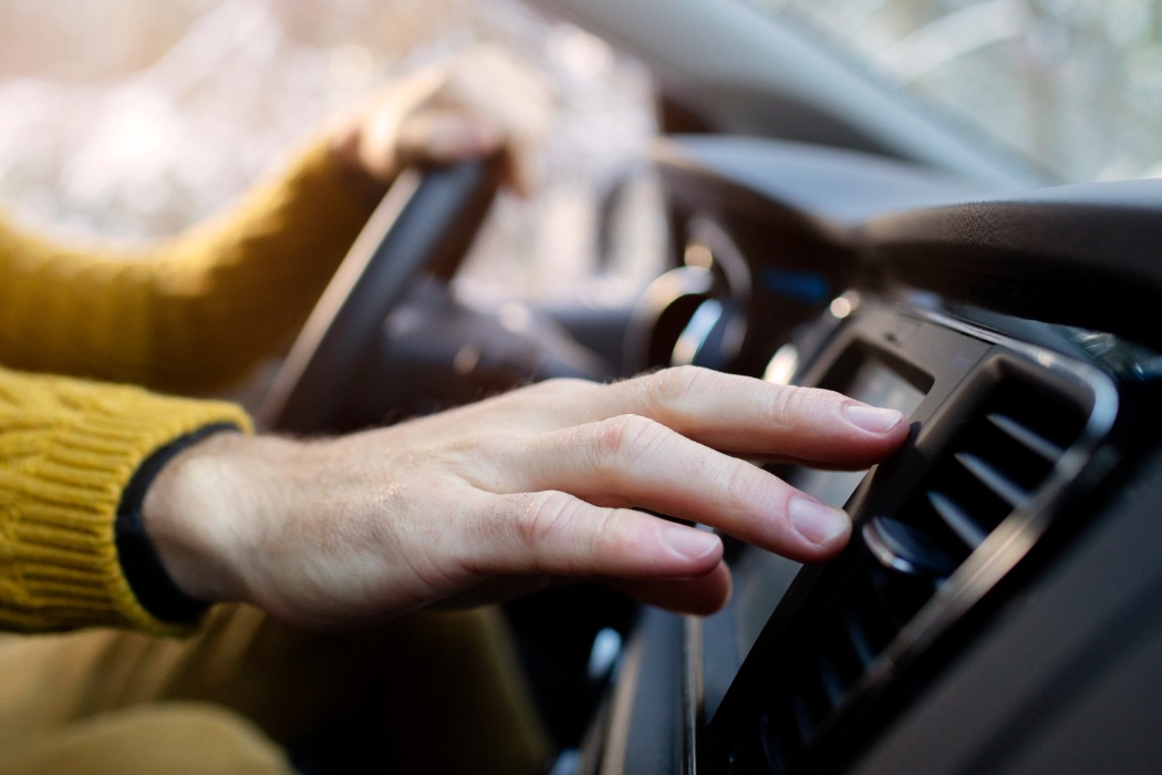 Entretien recharge climatisation au garage KER-AUTO à Kervignac sur le secteur de Erdeven, Hennebont, Languidic, Inzinzac-Lochrist, Quéven et Brandérion.